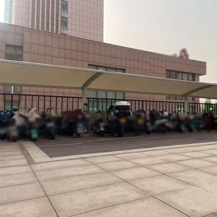 乌兰浩特市膜结构电动车棚